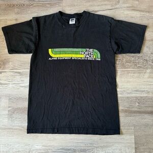 The North Face 00s black and green men’s gorp t shirt size S 19x26